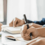 Gobierno Nacional anunció becas para que profesionales estudien maestrías y doctorados sin endeudarse